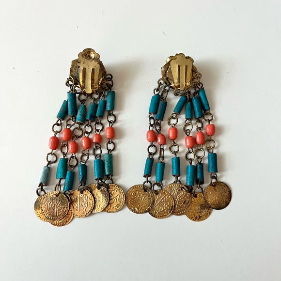 Vintage Handmade Gold Colored Egyptian Clip On Beaded Earrings - Picture 3 of 4
